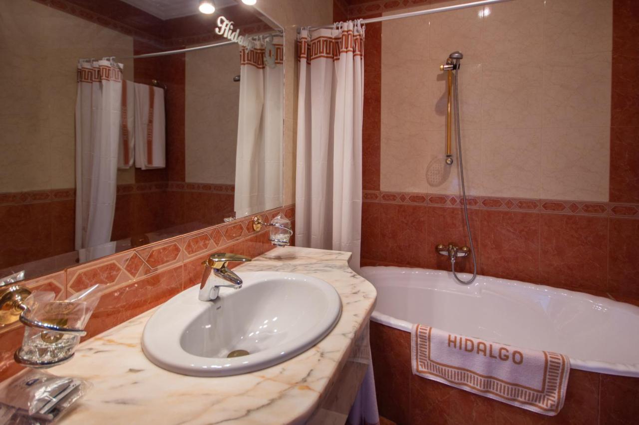 Hotel Hidalgo Мартос Экстерьер фото