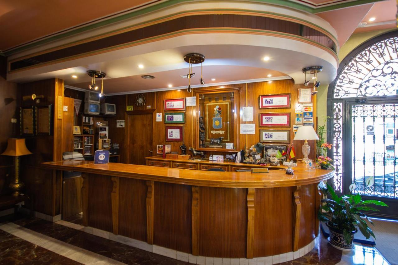 Hotel Hidalgo Мартос Экстерьер фото